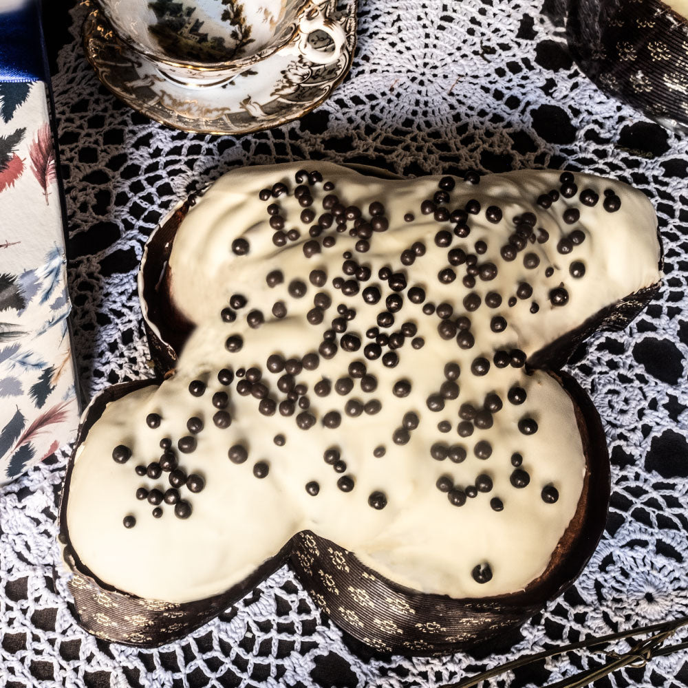Colomba pere e cioccolato
